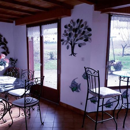 Noyal-Pontivy Chez Christine B&B 외부 사진