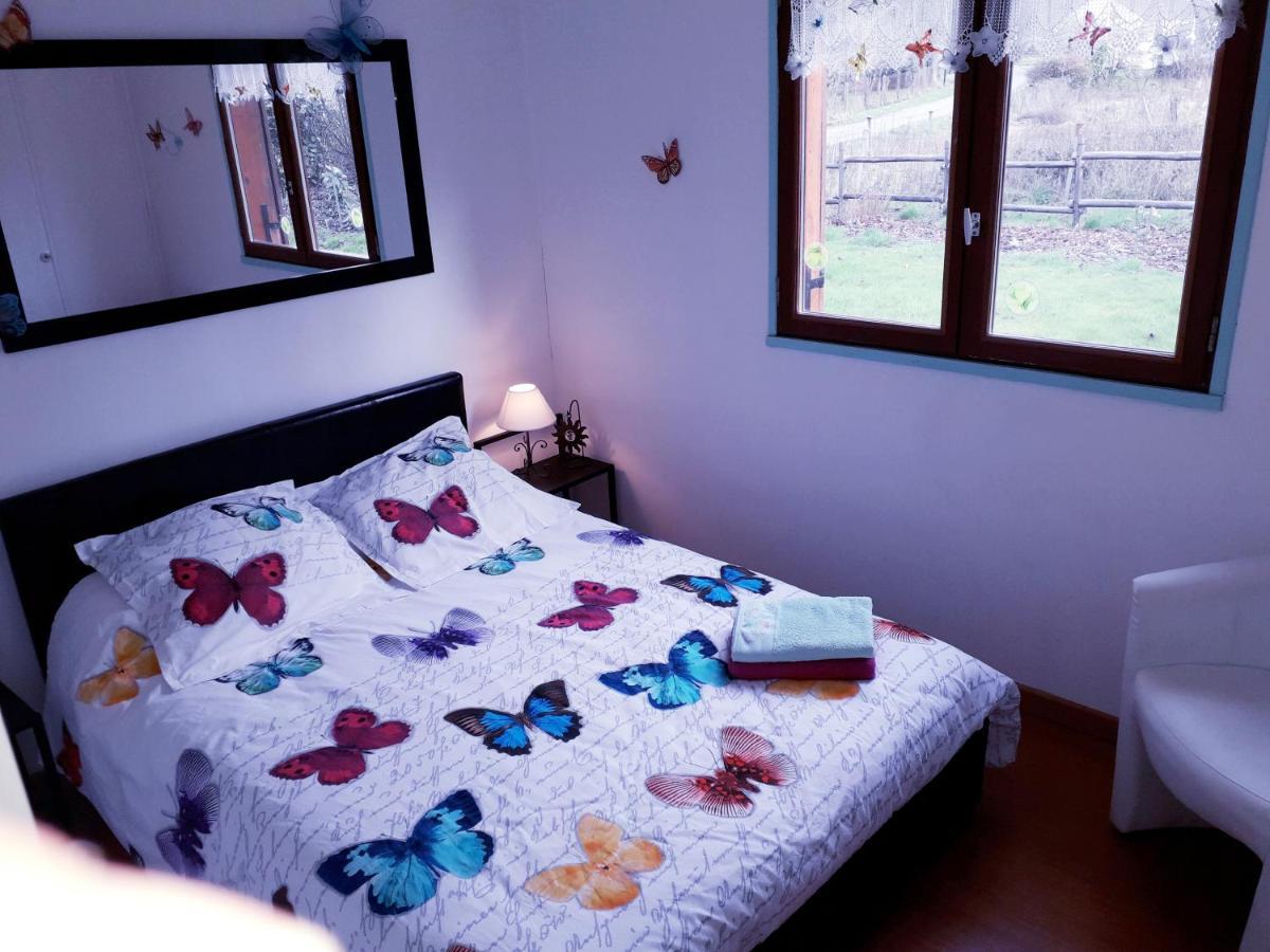 Noyal-Pontivy Chez Christine B&B 외부 사진