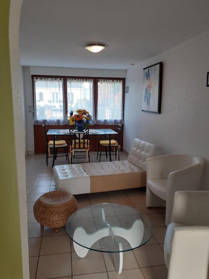 Noyal-Pontivy Chez Christine B&B 외부 사진