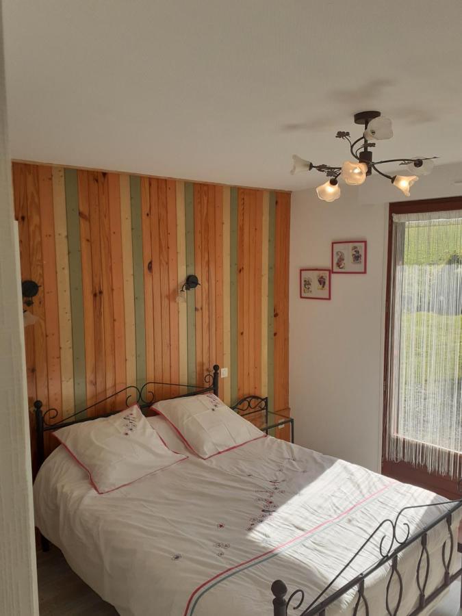 Noyal-Pontivy Chez Christine B&B 외부 사진